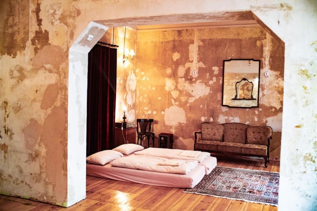Schoeneberg Holiday Flat & Art Gallery Берлин Екстериор снимка