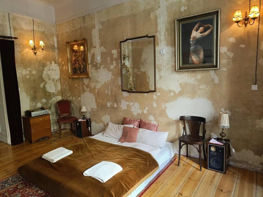 Schoeneberg Holiday Flat & Art Gallery Берлин Екстериор снимка