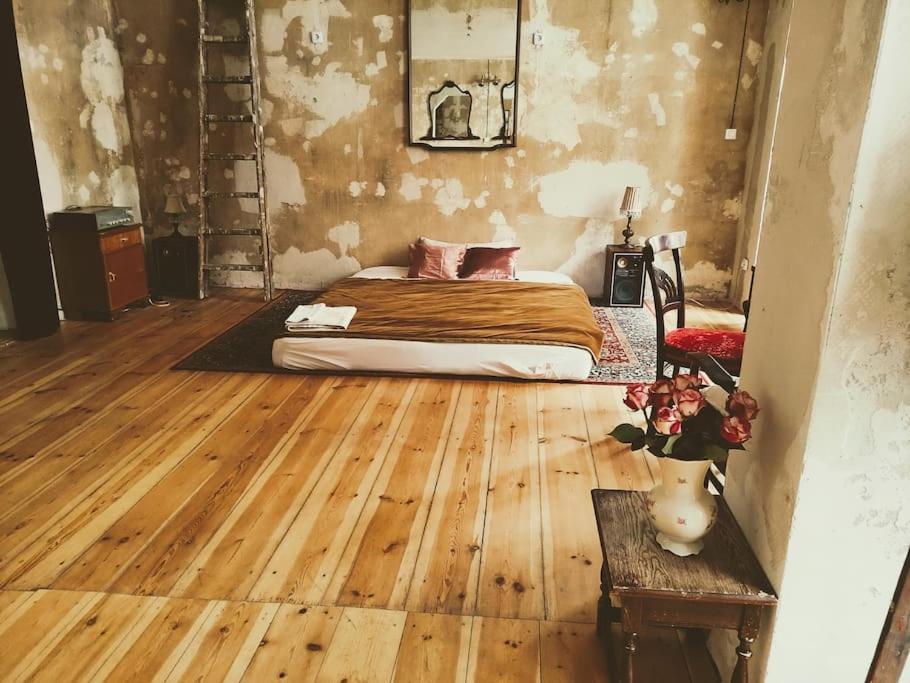 Schoeneberg Holiday Flat & Art Gallery Берлин Екстериор снимка