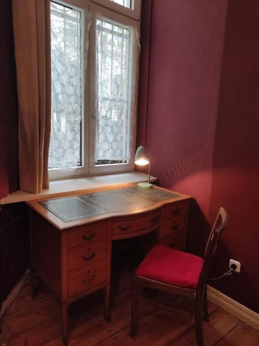 Schoeneberg Holiday Flat & Art Gallery Берлин Екстериор снимка