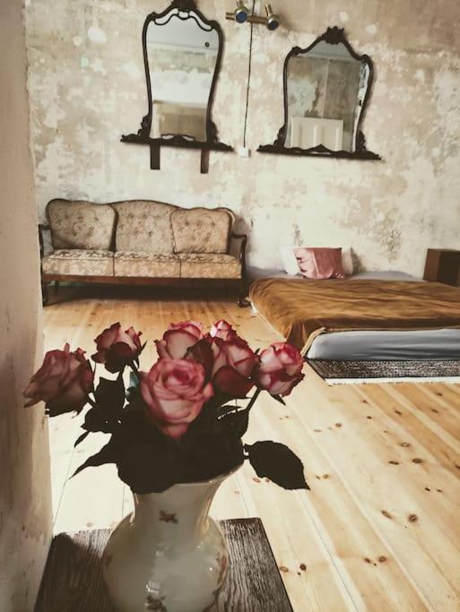 Schoeneberg Holiday Flat & Art Gallery Берлин Екстериор снимка
