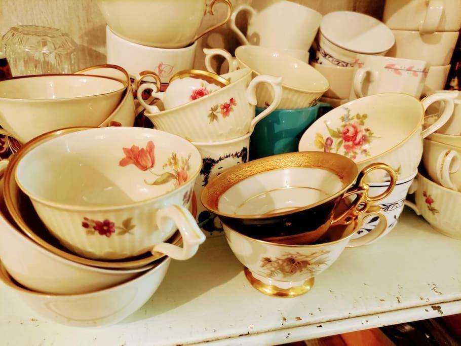 Schoeneberg Holiday Flat & Art Gallery Берлин Екстериор снимка
