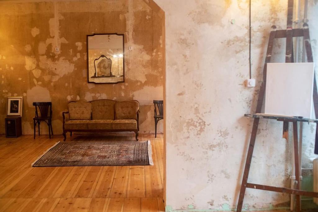 Schoeneberg Holiday Flat & Art Gallery Берлин Екстериор снимка