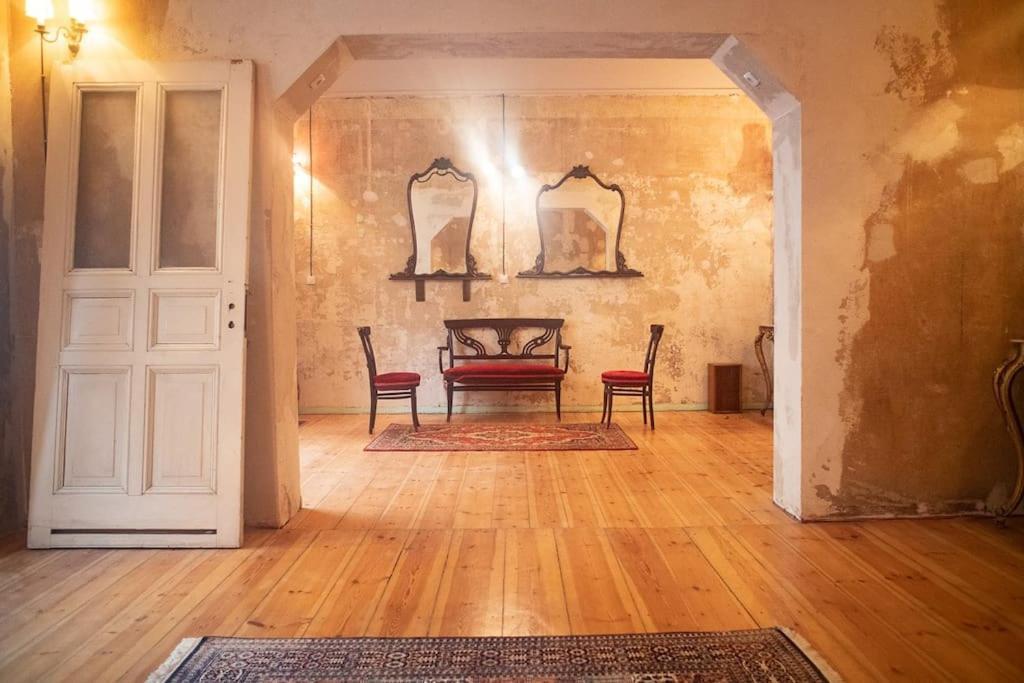 Schoeneberg Holiday Flat & Art Gallery Берлин Екстериор снимка