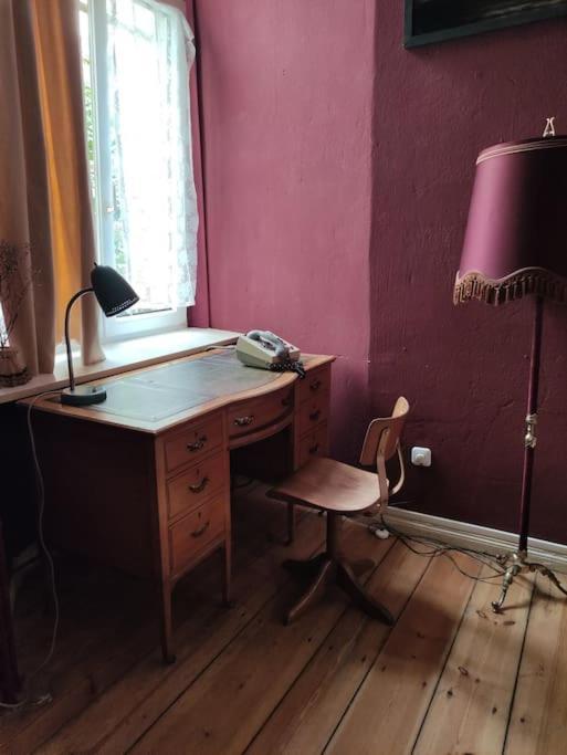 Schoeneberg Holiday Flat & Art Gallery Берлин Екстериор снимка