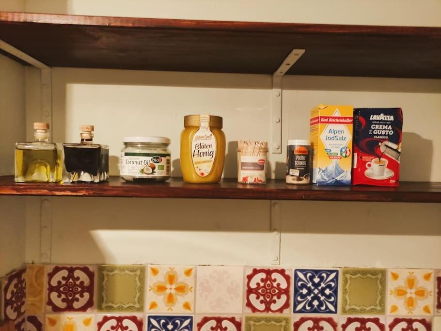 Schoeneberg Holiday Flat & Art Gallery Берлин Екстериор снимка